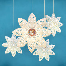 Load image into Gallery viewer, CHRISTMAS SNOWFLAKE PAROL
