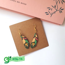 Load image into Gallery viewer, Handmade Wooden Earing