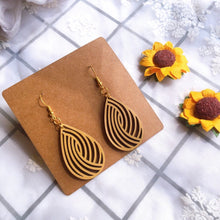 Load image into Gallery viewer, Handmade Wooden Earing