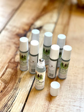 Load image into Gallery viewer, Aromabee A Walk in the Woods Roll