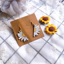 Load image into Gallery viewer, Handmade Wooden Earing