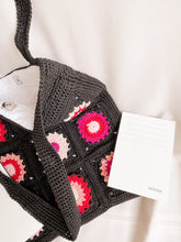 Load image into Gallery viewer, Churi 70&#39; Crochet Bag
