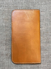 Load image into Gallery viewer, Skylar Wallet
