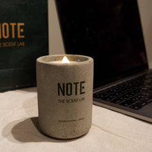 Load image into Gallery viewer, Natural Scented Candle - Spice Of Love (500gr)

