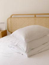 Load image into Gallery viewer, Churi 100% Bamboo Bedding Set 4 Piece
