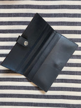 Load image into Gallery viewer, Leather Wallet Dana
