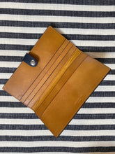 Load image into Gallery viewer, Leather Wallet Dana
