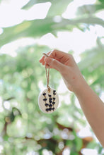 Load image into Gallery viewer, Premium Scented Sachet - Light As Air (30gr)
