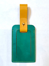 Load image into Gallery viewer, J21 Leather Suitcase Tag
