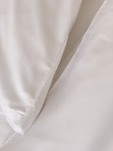 Load image into Gallery viewer, Churi 100% Bamboo Duvet Cover Set 3 Piece
