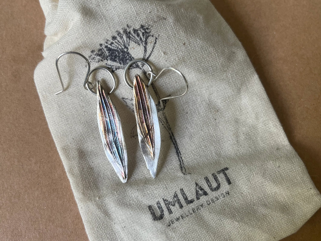 Umlaut Folia Earrings