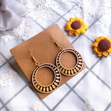 Load image into Gallery viewer, Handmade Wooden Earing
