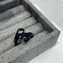 Load image into Gallery viewer, Roy Handmade Ring
