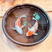 Load image into Gallery viewer, 2 3D Fish Resin in Ceramic Bowl
