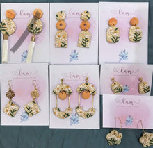 Load image into Gallery viewer, Handmade Clay Earing
